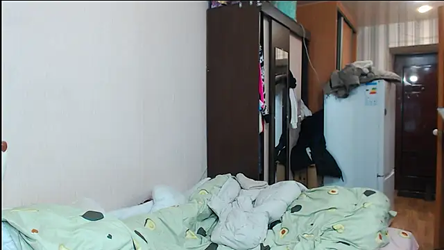 leila bambi  online show from December 2024 08:37:02 AM