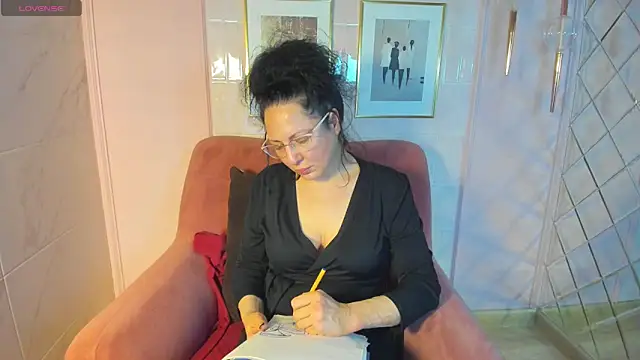 Anita Muse online show from December 2024 05:18:02 PM