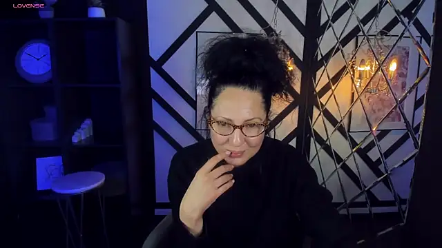 Anita Muse online show from December 2024 07:11:02 PM