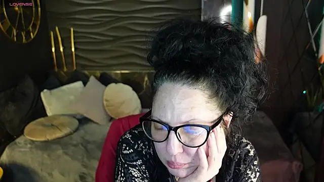 Anita Muse online show from November 2025 09:13:01 PM