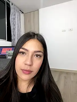 Latina vanessa online show from September 2025 02:33:01 AM