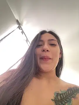 Latina vanessa online show from September 2025 03:02:01 PM