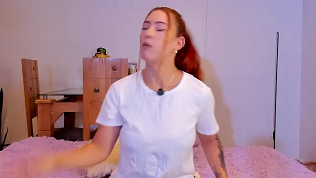 Amypond   online show from May 2026 10:58:01 AM