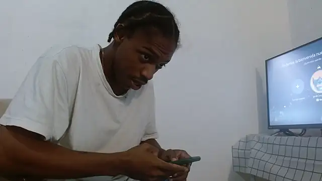 Larry-n-clouds online show from February 2026 04:47:02 PM