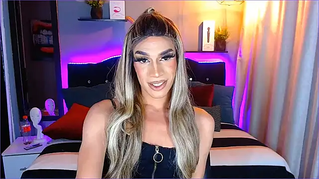 camila hootie online show from January 2025 08:25:02 AM