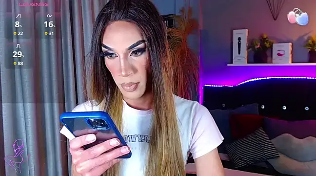 camila hootie online show from March 2025 03:44:01 AM