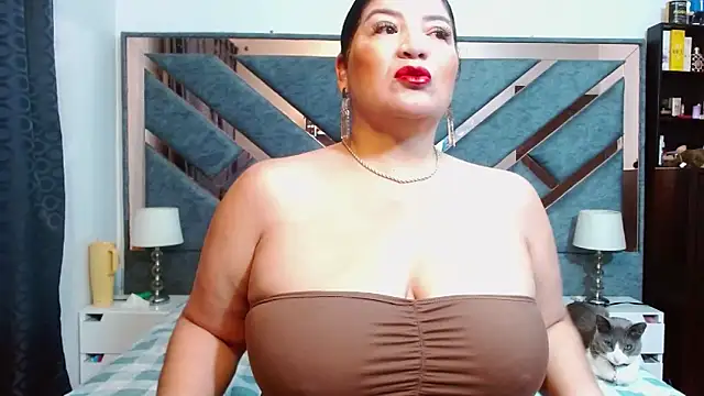 KarlaTesg online show from February 2026 09:36:02 AM