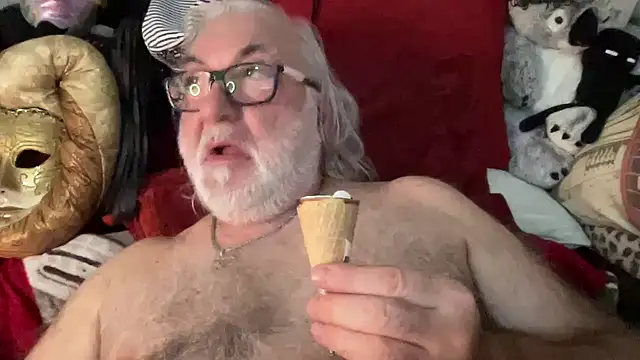 EroticVenetian online show from April 2026 10:20:01 PM