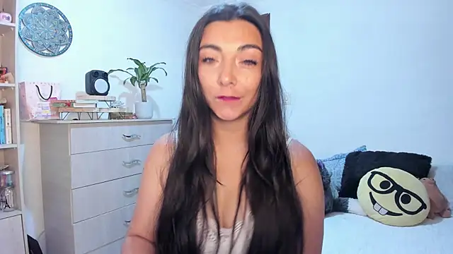 Snapshot of Karla_hernandez_ chatting on July 2026 10:42:01 AM Karla hernandez online show from July 2026 10:42:01 AM
