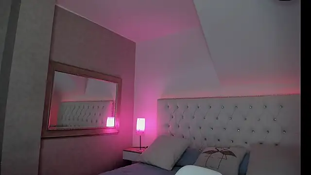 keyla  ross online show from December 2024 07:43:02 PM