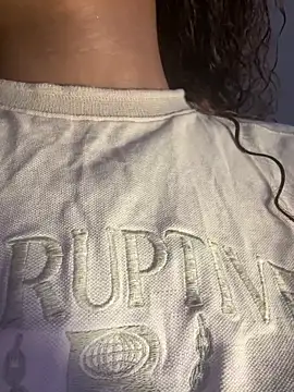 ashley Tompson1 online show from April 2026 11:33:02 AM