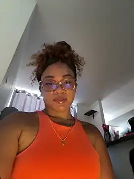 ashley Tompson1 online show from April 2026 12:44:02 PM