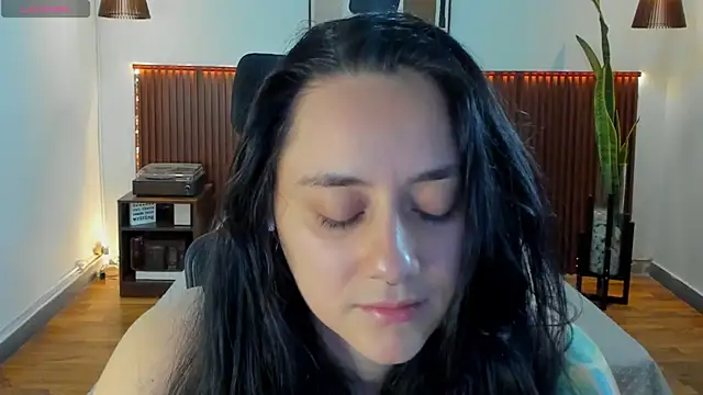 KatherineBond online show from October 2025 07:10:02 PM