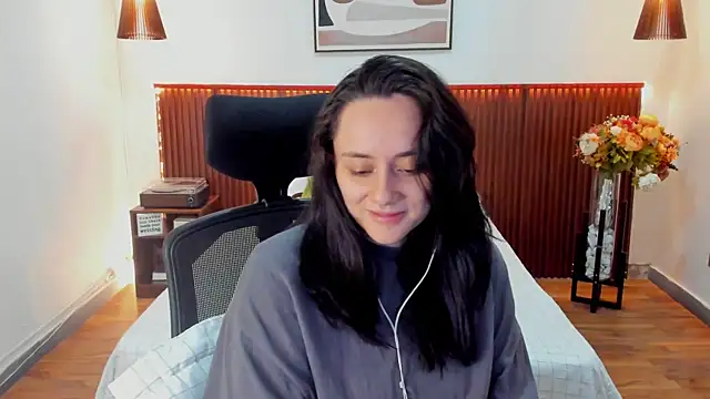KatherineBond online show from July 2026 04:21:02 PM