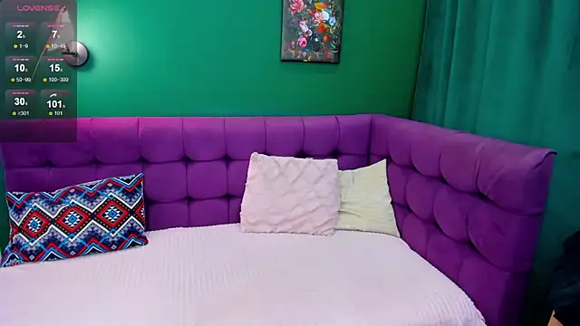 EvaMoran online show from November 2025 01:50:02 AM