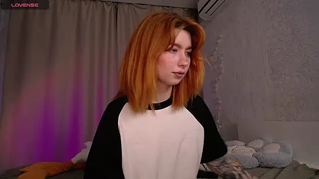 Snapshot of Evaa_Moonn_ chatting on September 2025 11:09:01 AM Evaa Moonn  online show from September 2025 11:09:01 AM