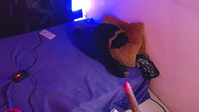 AnnaliOlsenX online show from December 2024 04:49:01 PM