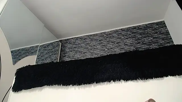 Krystal Desire online show from March 2025 08:46:02 PM