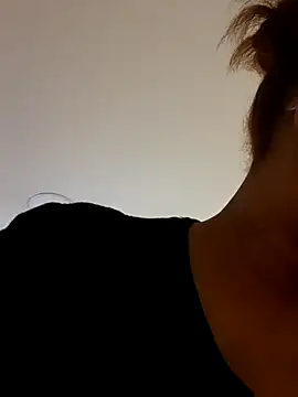 Adelehottman online show from January 2026 07:49:02 PM