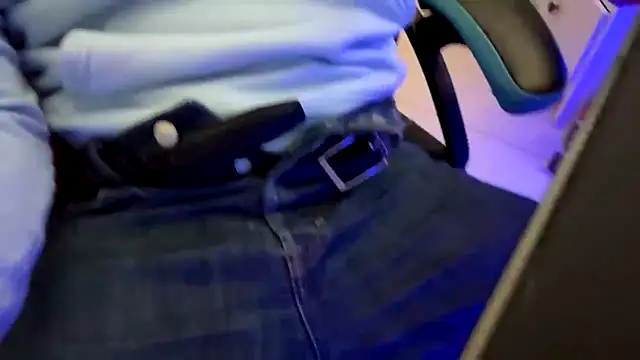 vogliososexboy1993 online show from November 2025 07:49:02 PM