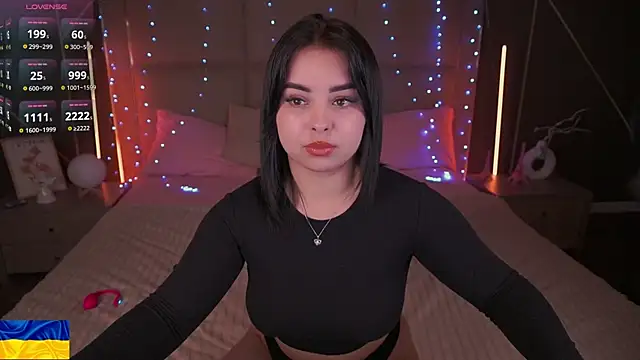 SusieWood online show from March 2026 09:10:01 PM