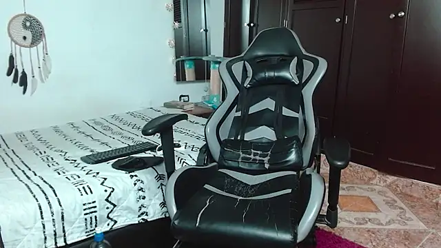 aaron blug online show from December 2024 02:44:02 AM