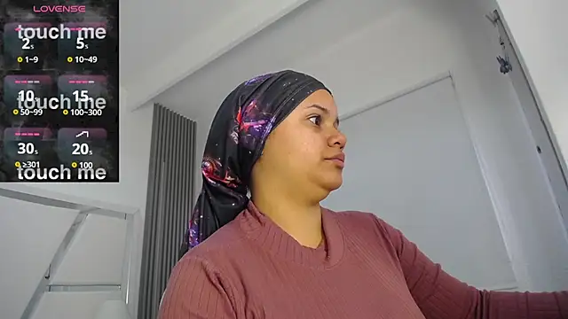  Miaaleon online show from January 2026 12:54:01 PM