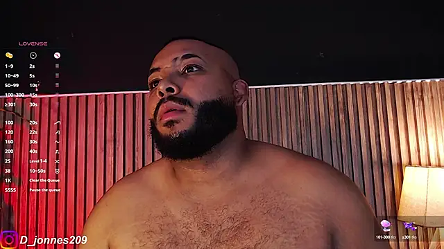 DilanJonnes  online show from September 2025 11:19:01 PM