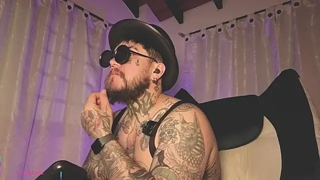 Ash gusbig online show from April 2026 03:22:02 AM