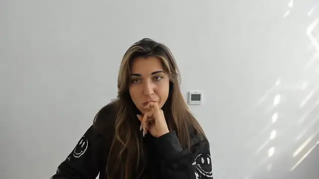 Summmmersky online show from October 2025 07:20:01 AM