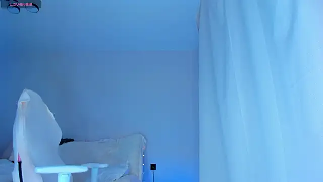 JennyWoody online show from October 2025 04:16:01 PM