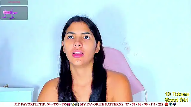 AriannaLewiis online show from November 2025 07:30:02 PM