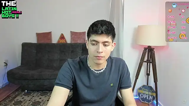 Snapshot of MyLatinHotBoys chatting on December 2024 12:39:02 PM MyLatinHotBoys online show from December 2024 12:39:02 PM