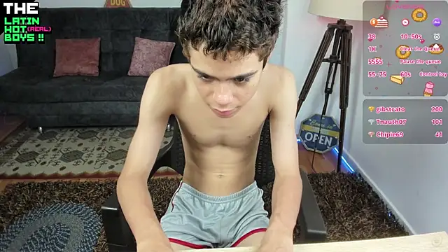 Snapshot of MyLatinHotBoys chatting on December 2024 11:09:02 PM MyLatinHotBoys online show from December 2024 11:09:02 PM