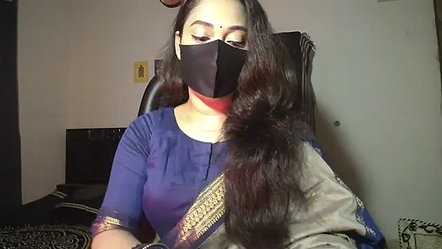 Most-Beautiful-Queen online show from April 2026 07:48:01 PM