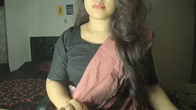 Snapshot of Most-Beautiful-Queen chatting on July 2026 04:43:02 AM Most-Beautiful-Queen online show from July 2026 04:43:02 AM
