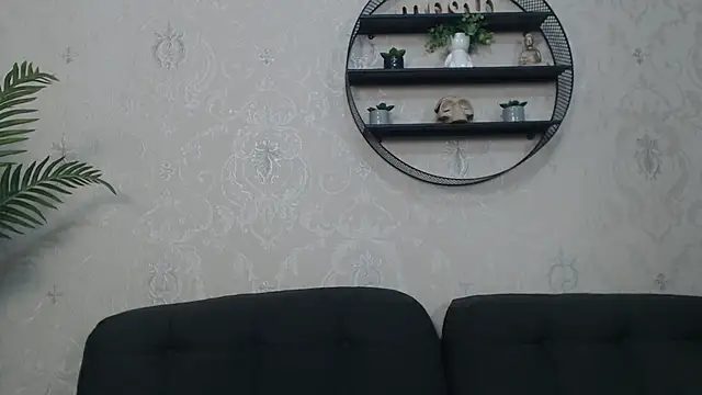 IzabelllNoir online show from November 2025 07:51:01 AM