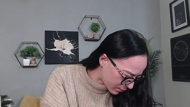 IzabelllNoir online show from February 2026 09:32:01 AM