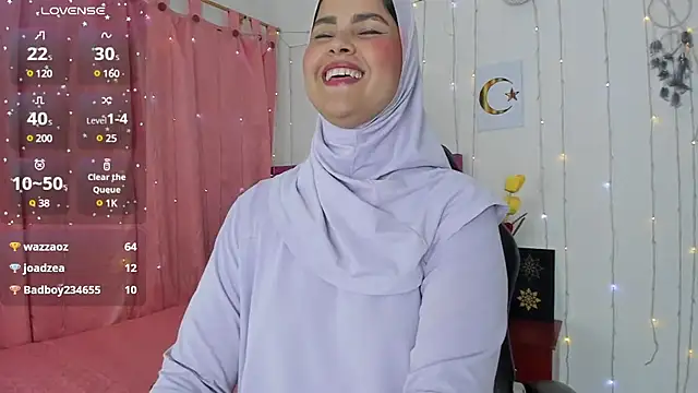 Snapshot of AishaAmin_ chatting on February 2025 04:05:02 PM AishaAmin online show from February 2025 04:05:02 PM