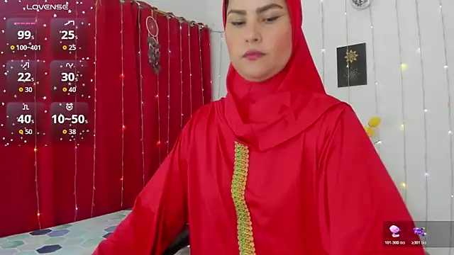 AishaAmin  online show from December 2025 12:11:02 PM