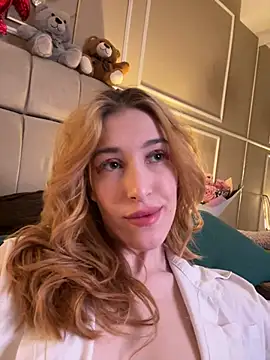 Snapshot of SerenaBennet chatting on March 2025 09:51:01 PM SerenaBennet online show from March 2025 09:51:01 PM