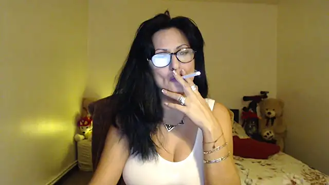 Snapshot of YourDreamLoverr chatting on January 2025 11:11:01 PM YourDreamLoverr online show from January 2025 11:11:01 PM