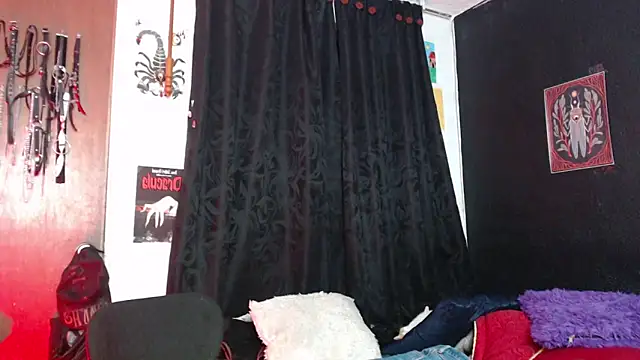 Snapshot of niakat_ chatting on March 2025 04:32:01 AM niakat  online show from March 2025 04:32:01 AM