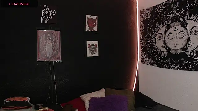 Snapshot of niakat_ chatting on September 2025 12:54:02 AM niakat  online show from September 2025 12:54:02 AM