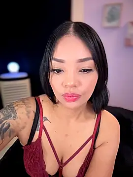 Sara LipsX online show from March 2026 02:17:02 AM