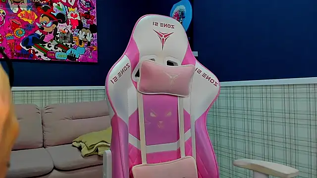 Snapshot of Angel_Sapphire_ chatting on December 2024 08:15:02 AM Angel Sapphire online show from December 2024 08:15:02 AM