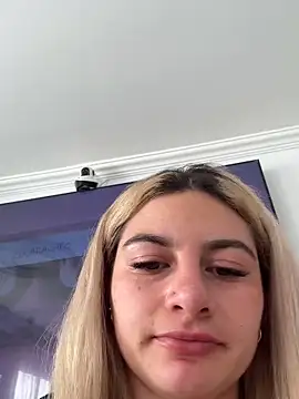 AtheneaRossi online show from February 2026 09:48:02 PM