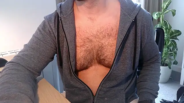 Mr Beef online show from December 2024 10:32:02 AM