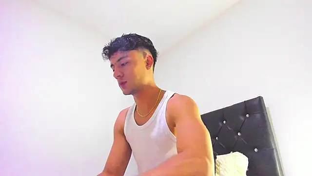 Sebastian-Dash online show from January 2025 01:39:02 AM