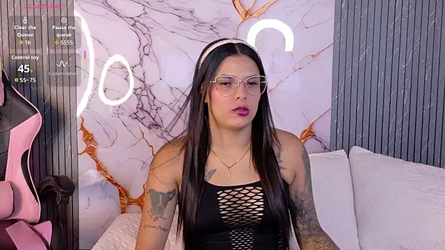 Snapshot of Shasa_8 chatting on November 2025 08:07:02 PM Shasa 8 online show from November 2025 08:07:02 PM